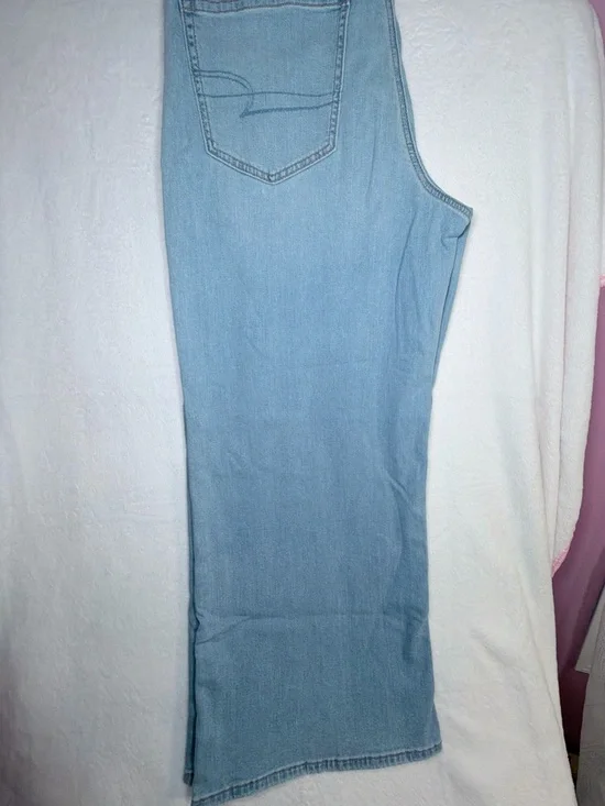 American Eagle Outfitters Pale Blue Wide-Leg Denim Jeans - Picture 7 of 8